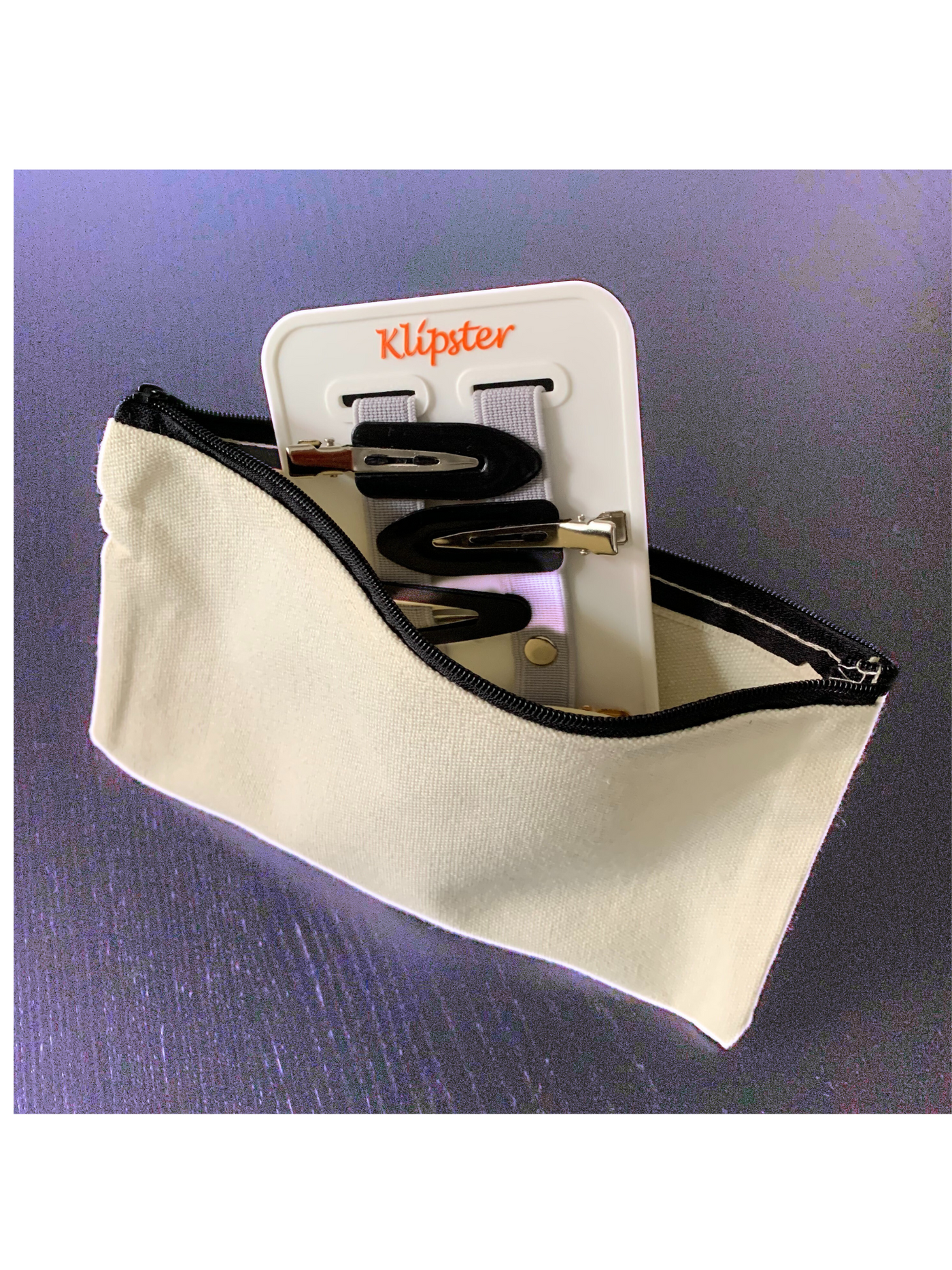 The canvas zippered Mini Klipster Storage Pouch is the perfect way to hold your Mini Klipster and keep your hair accessories protected.
